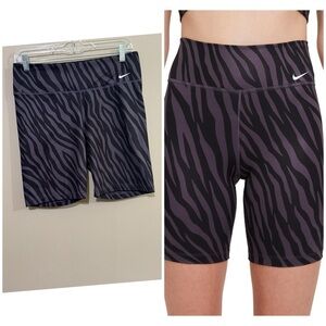 Nike Women's Black and Purple Patterned Bike Shorts Size Large